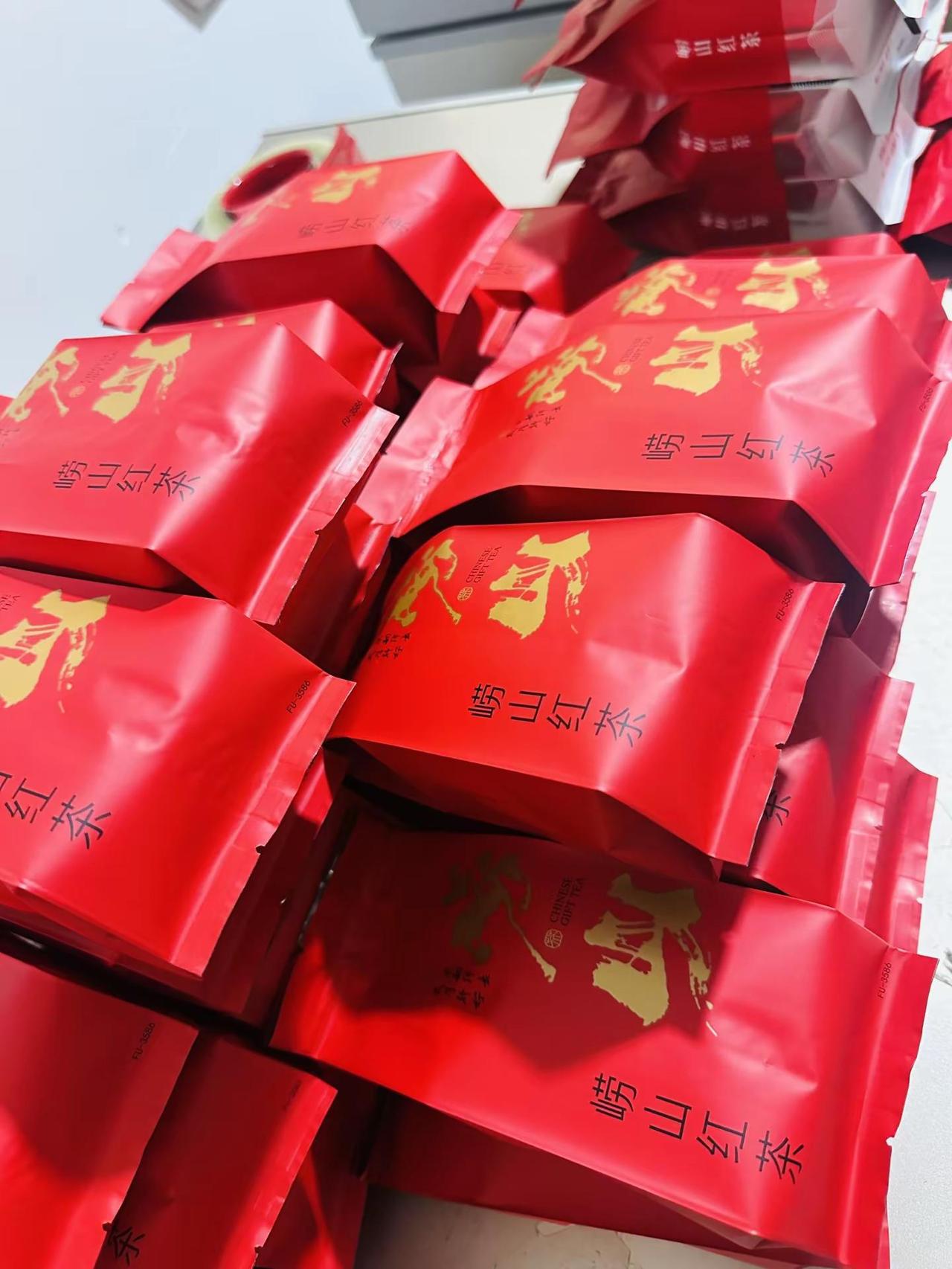 刚出的这点崂山红茶口粮茶瞬间秒杀完毕。给力💪