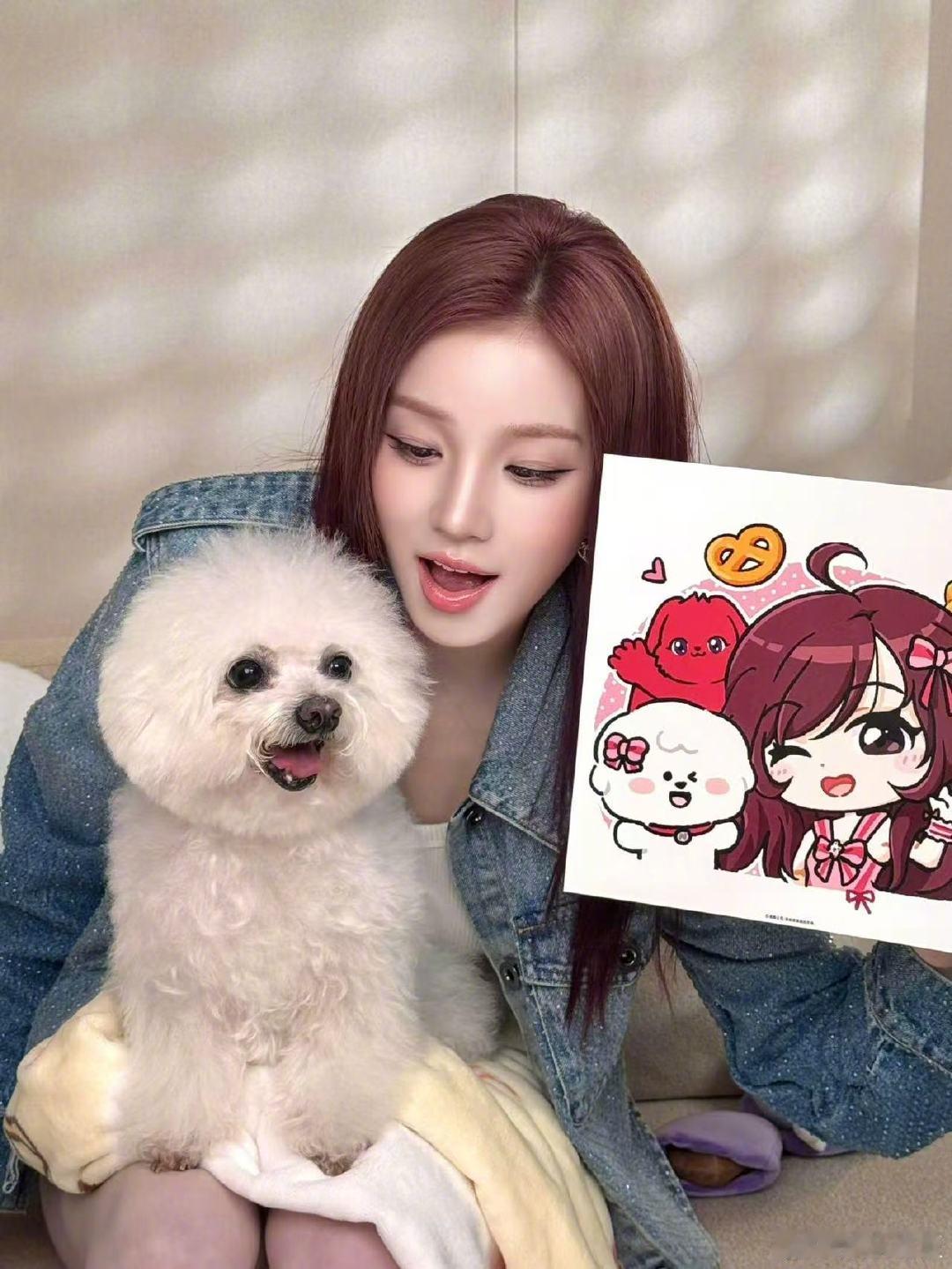 宋雨琦红发百褶裙 宋雨琦小狗特效 谁能拒绝一只红发百褶裙的快乐小狗啊！今天的机场