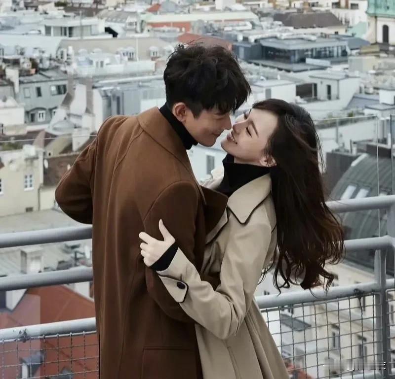 唐嫣和罗晋近日被传出已经分居，我觉得这些八卦新闻就离谱，毕竟我是他们俩的远古CP