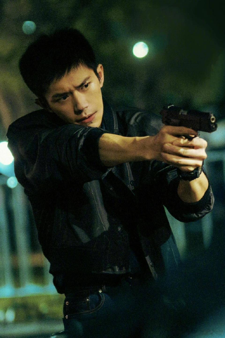 看完惊蛰无声才懂易烊千玺说的话 谁被严迪骗到了我不说！易烊千玺把角色的冷静和心机