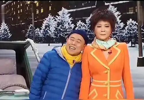 蔡明时隔七年回归春晚！这次是第28次。
64岁的蔡明，又要回春晚啦！
1月12日