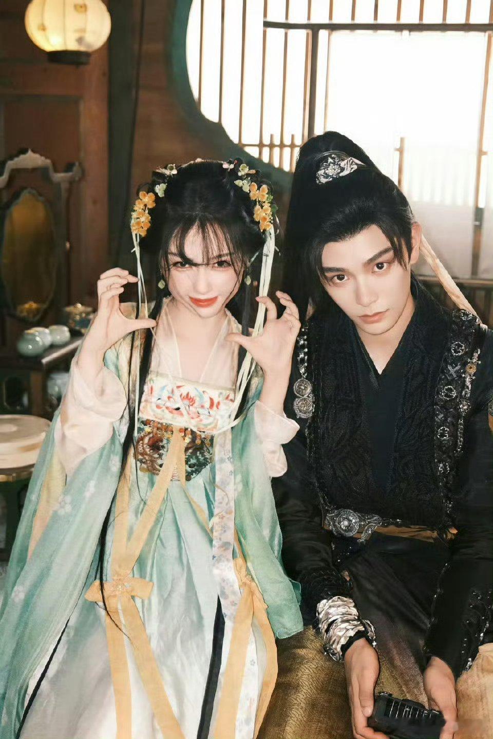 #永夜星河[超话]#爆不爆不知道，但永夜是真的火，本来是路人，看永夜后直接被攻略