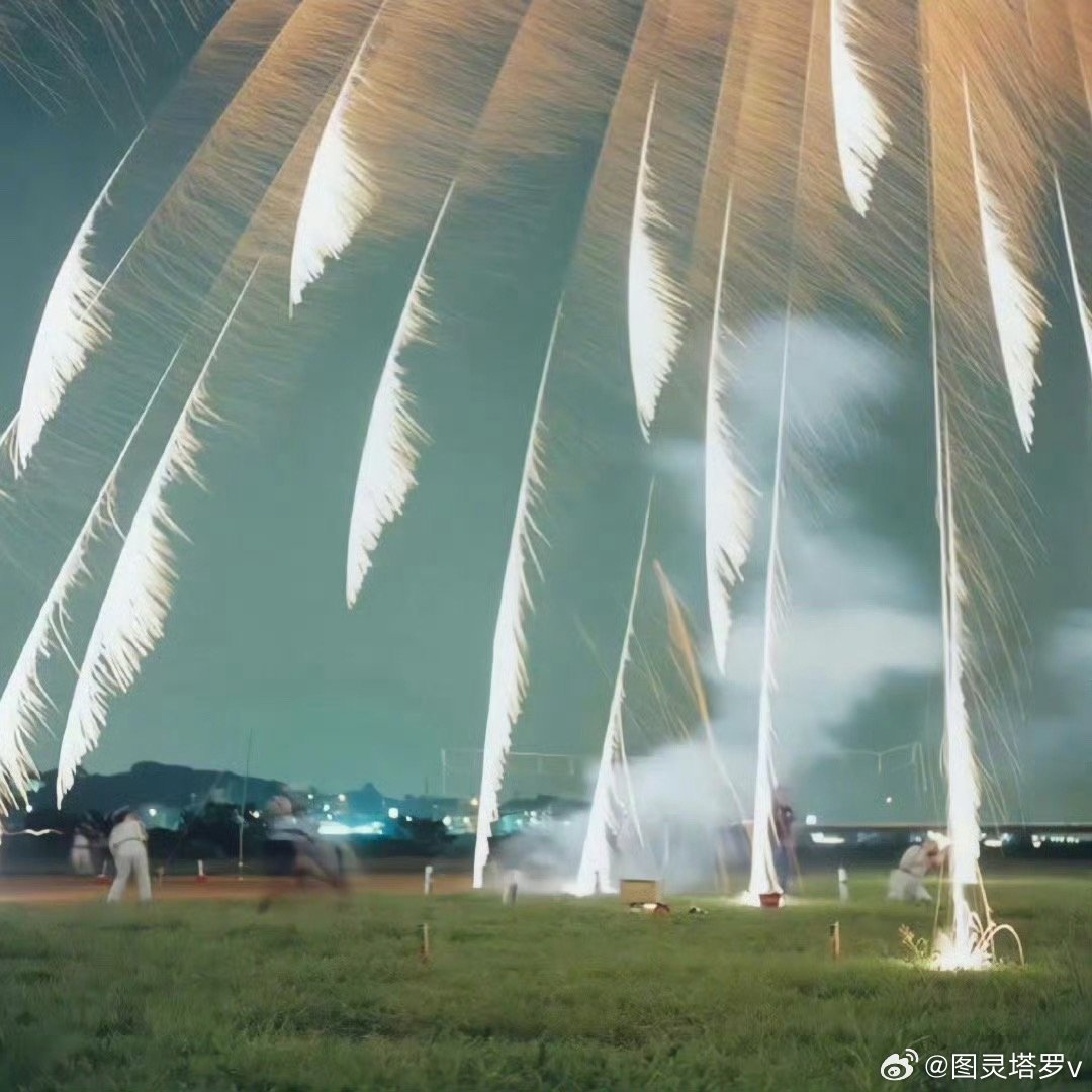 图灵塔罗  癸水、壬水、戊土、己土2023年前后，这几位日主，能结婚就结婚了没结