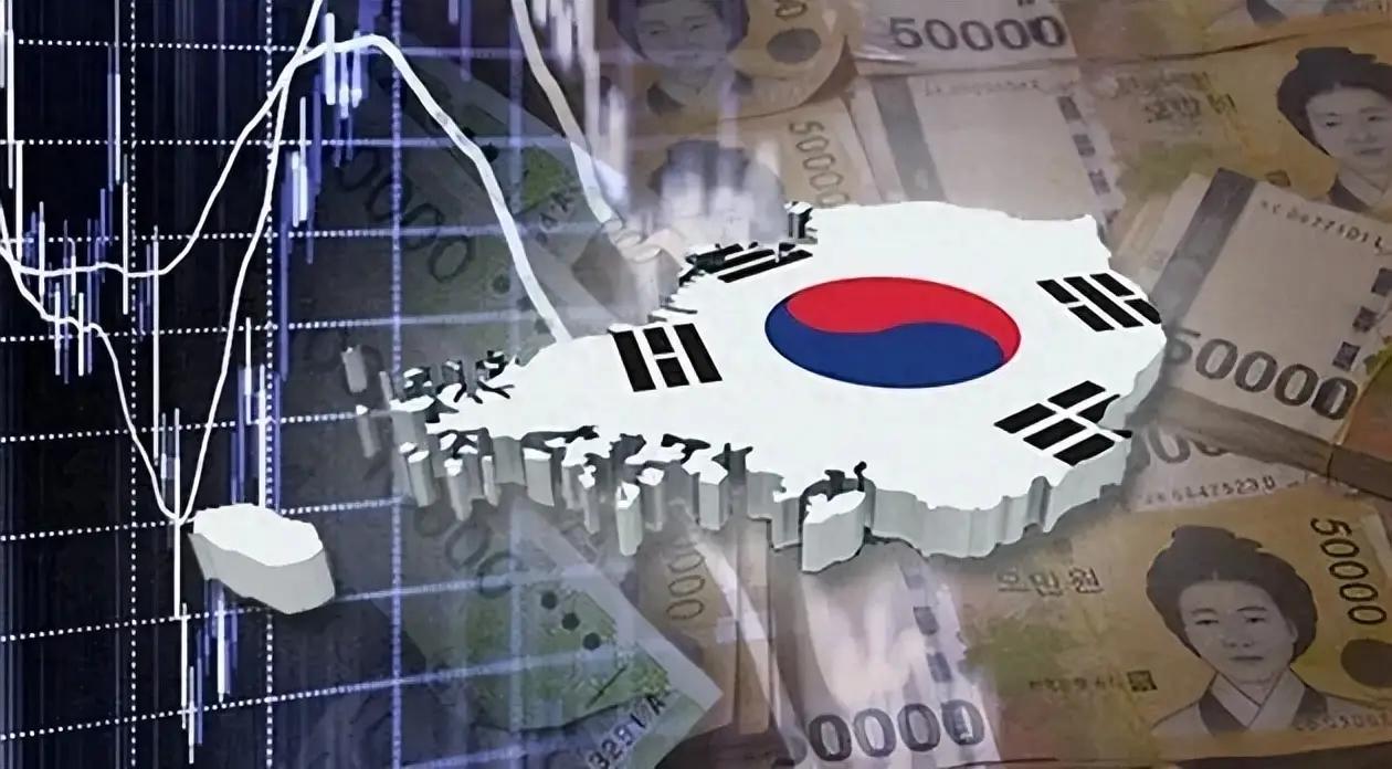 提醒你注意一个国家：韩国今年的出口额，极有可能历史性地撞破1万亿美元。一个只有5