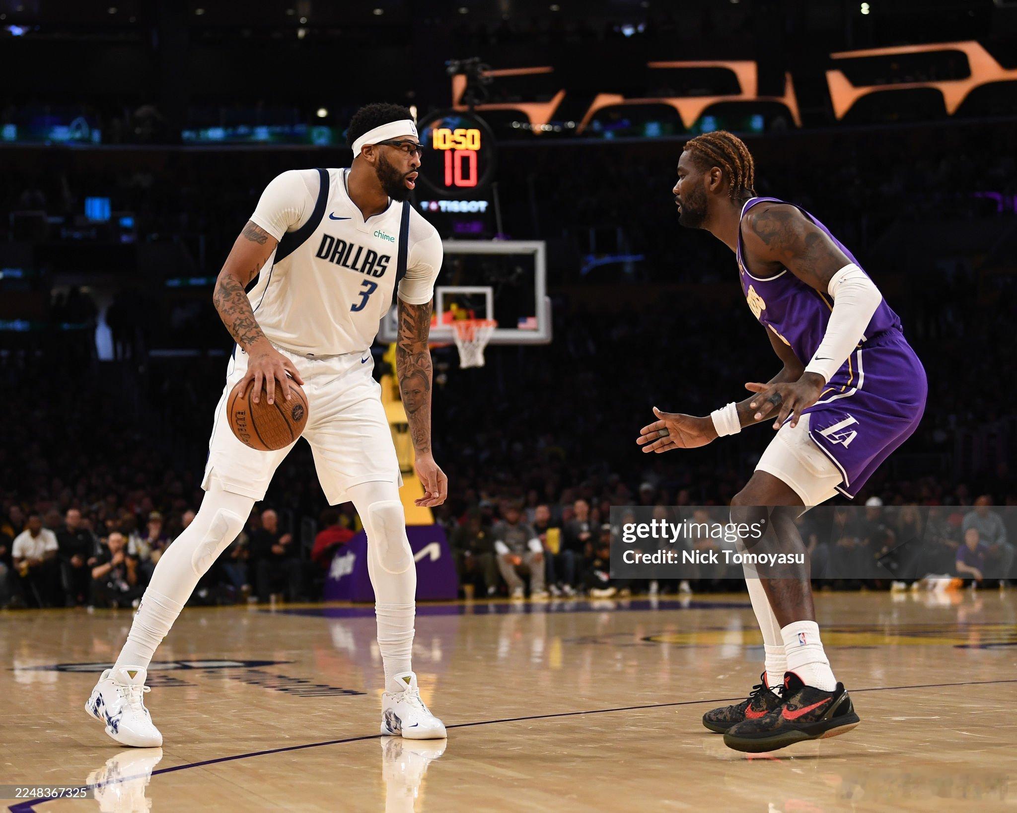 MFFL 我牛打出一波9比2，打停湖人。独行侠vs湖人浓眉对阵湖人复出詹姆斯浓眉