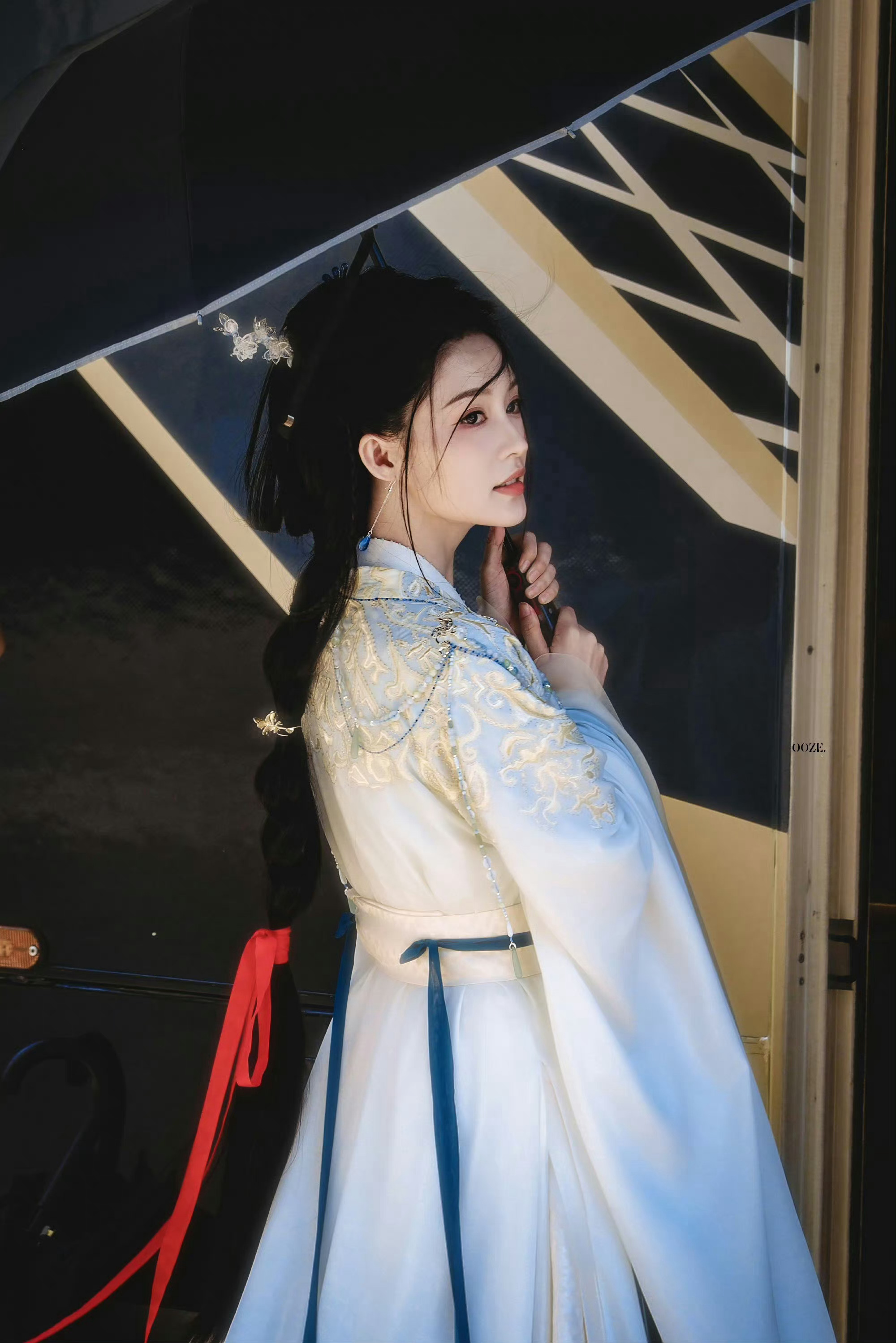 #李沁绾心记路透#李沁《#绾心记# 》路透🈶！好清丽温婉的一套造型！好美沁沁[