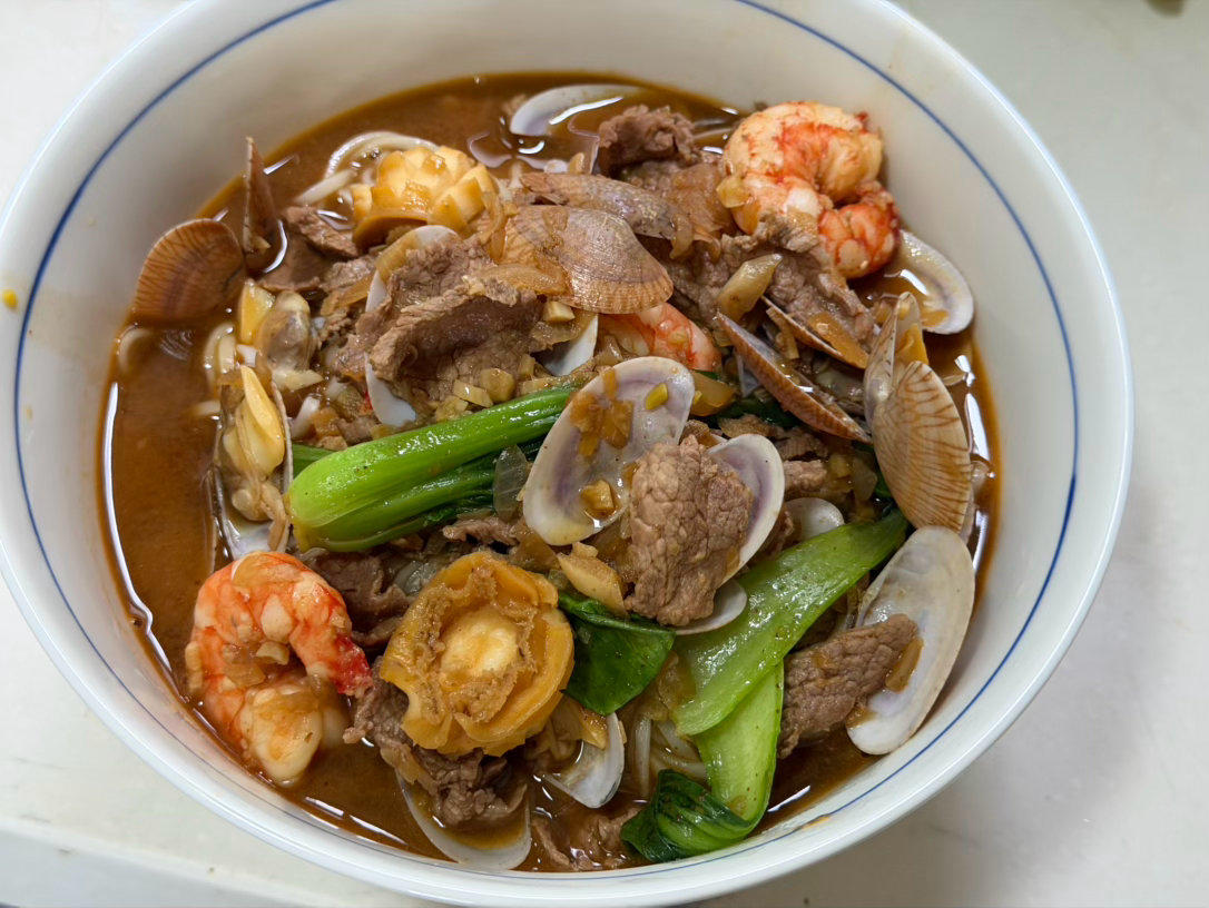 当你兴高采烈从菜市场买了小海鲜和牛肉回来，却发现顺手买的沙茶酱完全不正宗，真的会