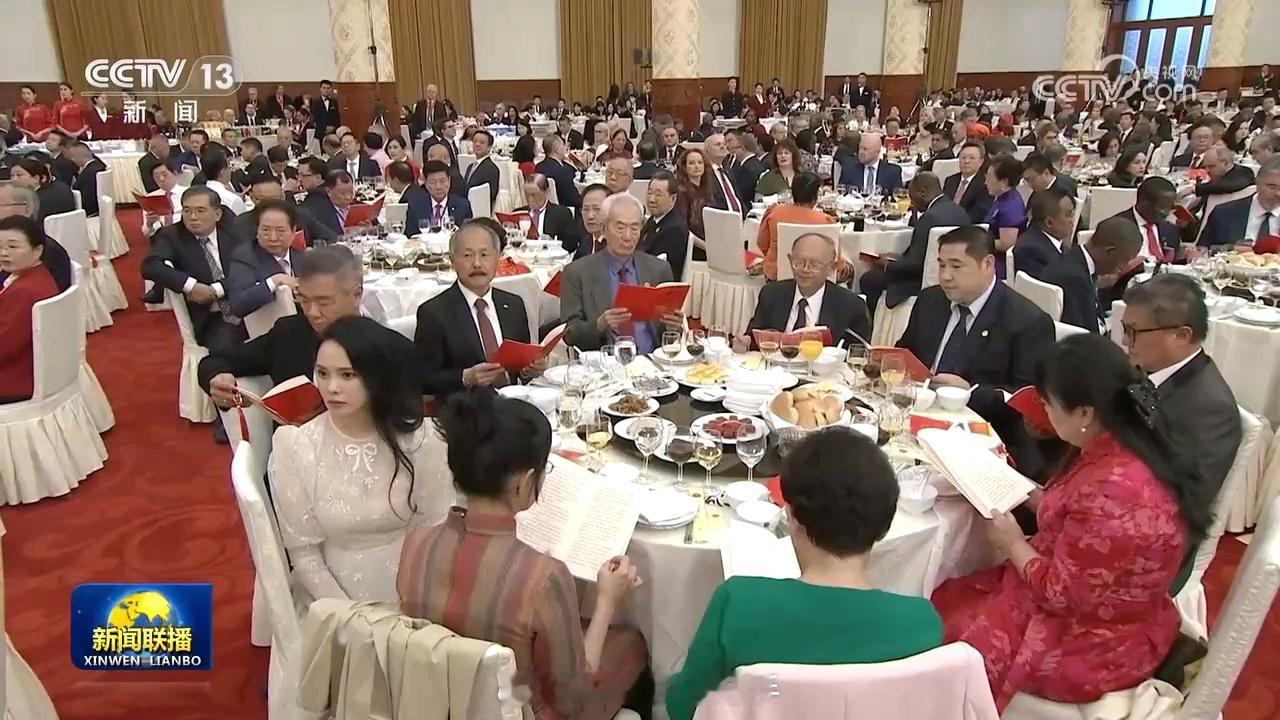 #新闻联播看到伊能静##新闻联播里的伊能静#伊能静出现在新闻联播里 ​​​