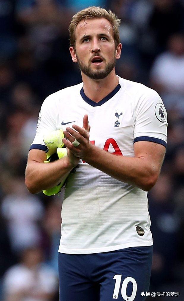 欧冠历史淘汰赛十大“惨案”！拜仁这么强吗？

1.拜仁 12-1 葡萄牙体育 (