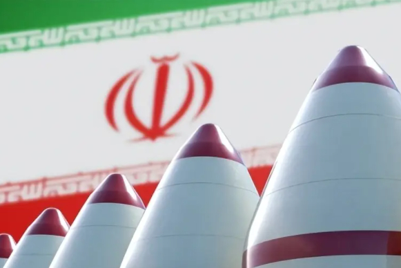 #伊朗称更新型导弹尚未投入战争#【#伊朗警告打击福特号航母后勤#】伊朗伊斯兰革命