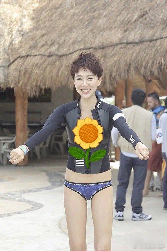 #曝国民媳妇离婚# 昨天说顶级身材的85花恋情曝光，今天透出来是姜妍。咱也不说姜