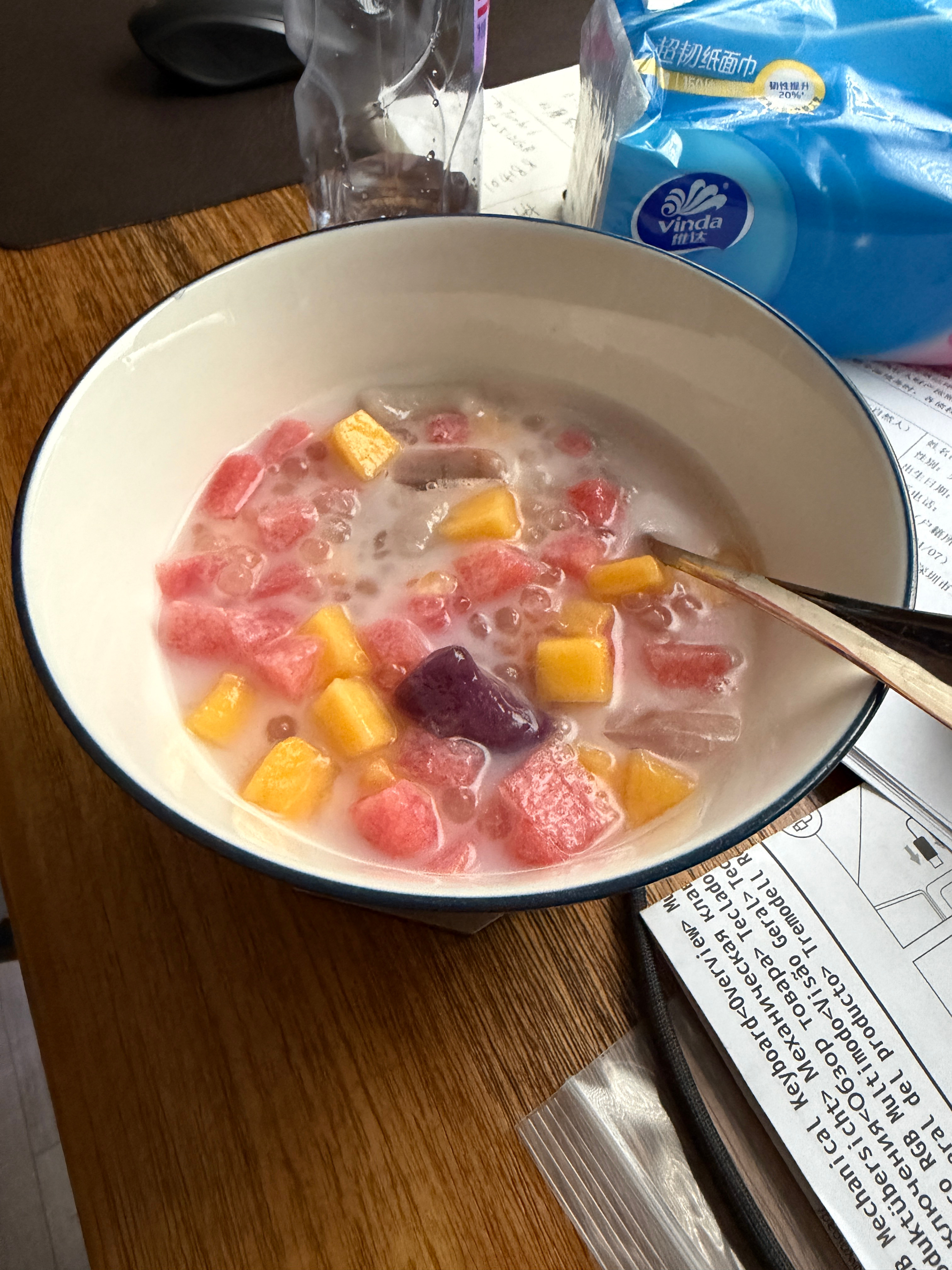 还是老婆做的甜品好吃😋 