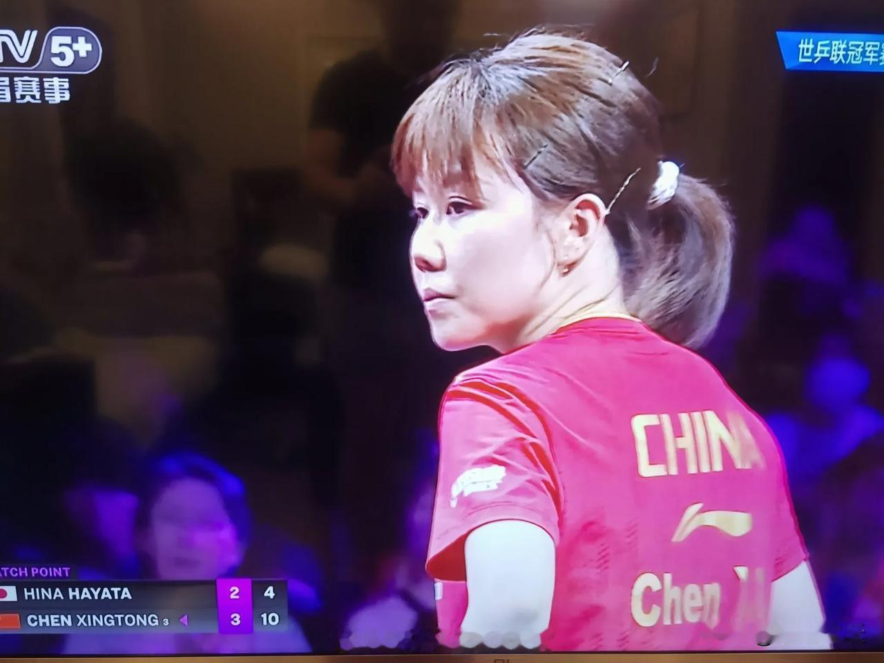 国乒女队在日本横滨直接杀疯了！ WTT冠军赛女单1/4决赛刚打完，中国姑娘们直接