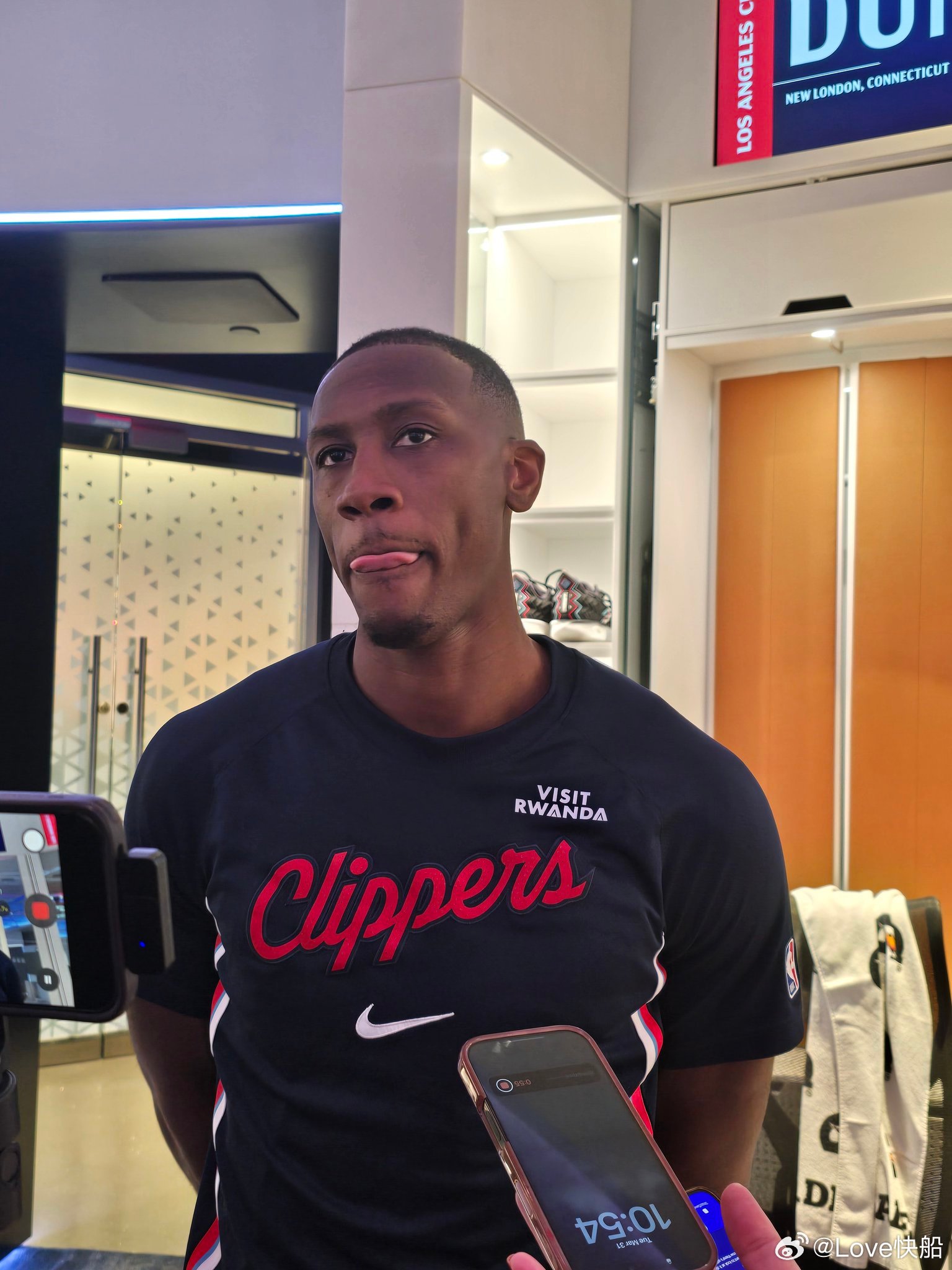 克里斯·邓恩：“我们必须打出紧迫感……你必须承认，他们比我们打得更努力。” 