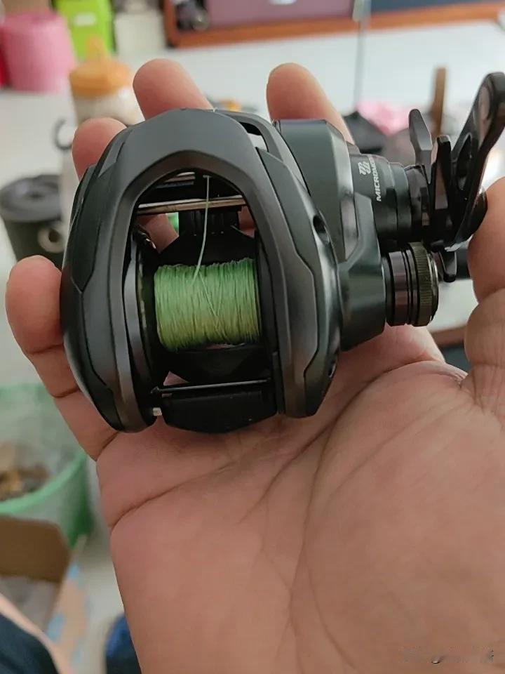 这是从天猫上买的日本著名品牌XX诺渔轮，马来西亚生产的进口产品，谁知用了不到一个