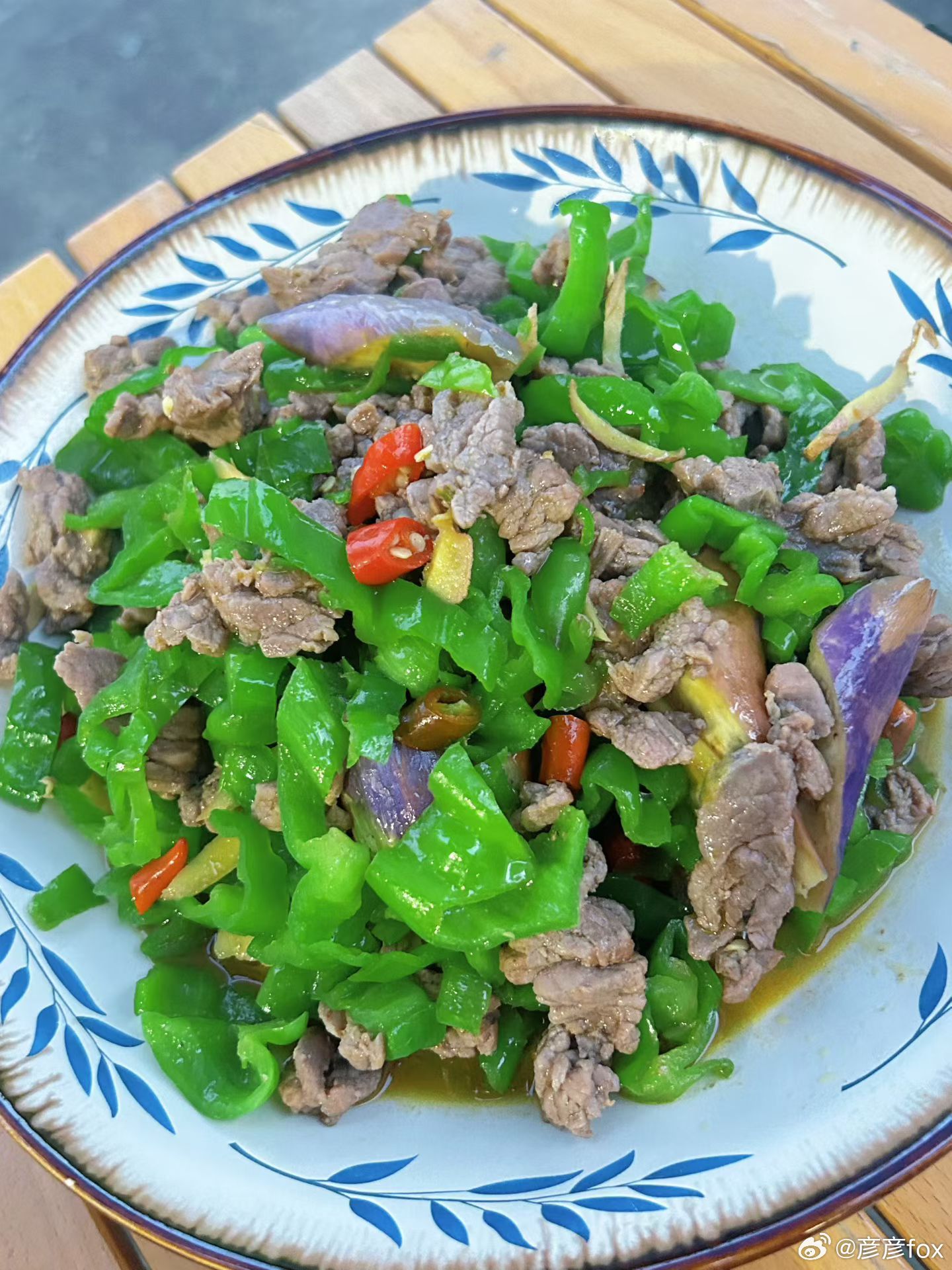 一个人也要好好吃饭，珍惜自己才能珍惜别人！ 