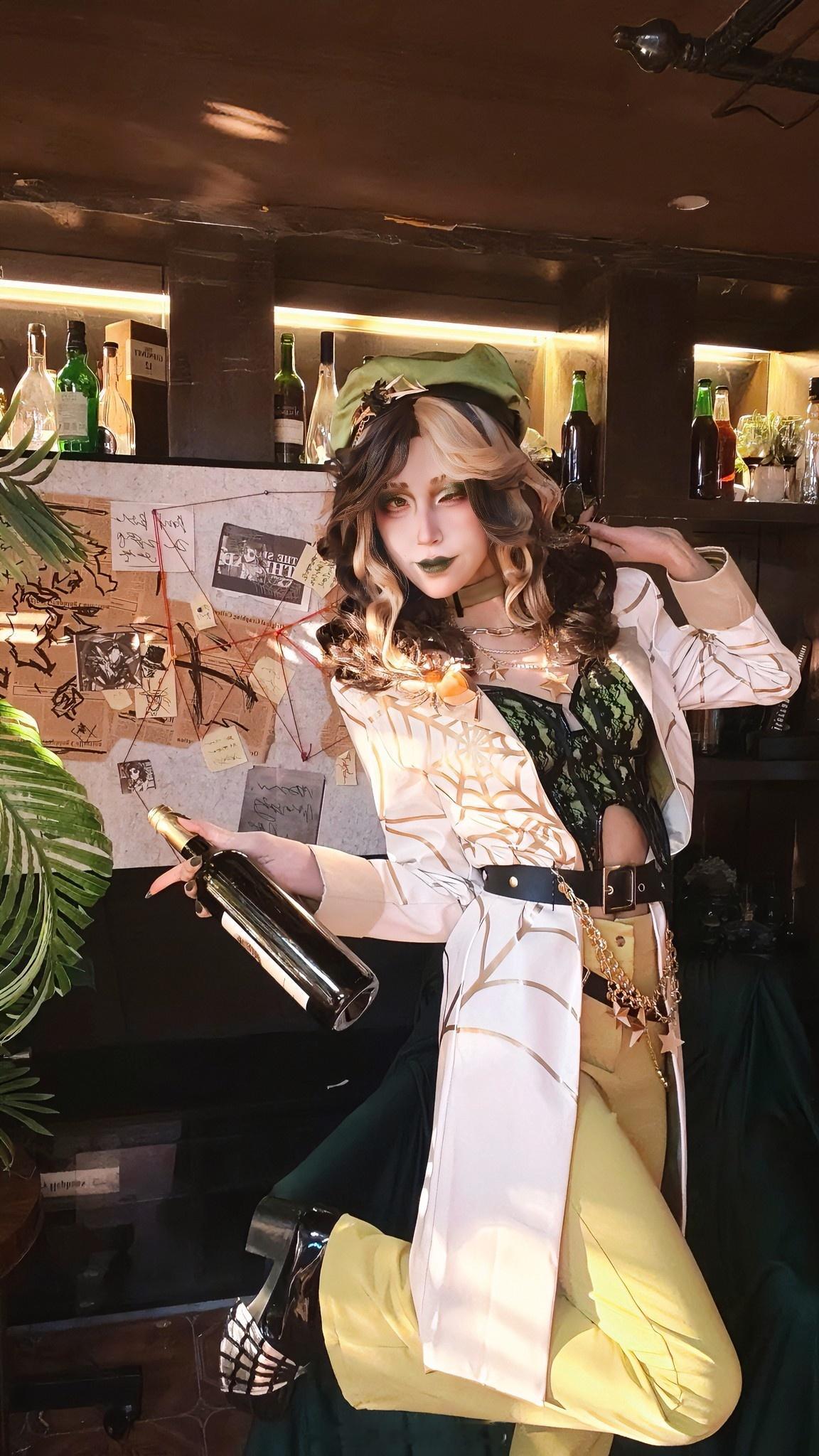 第五人格[超话]  第五创作星  cosplay[超话]  第五人格调酒师  请