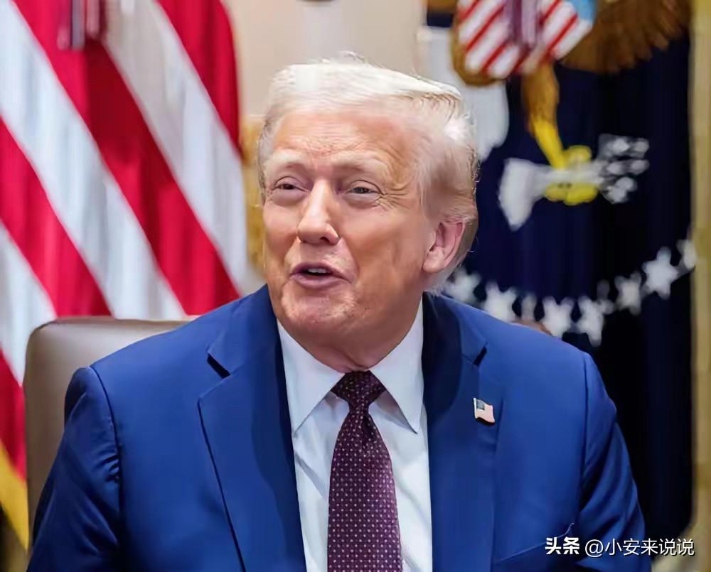 日本记者估计做梦也没想到，随口一问竟招来了一记响亮的耳光。
这哥们儿居然质问懂王