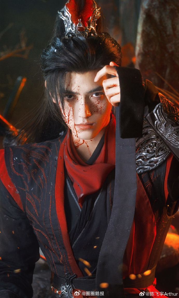 陈飞宇现偶战损vs古偶战损  被狠狠共情到✨ 陈飞宇的两种战损反差太好嗑了！现偶