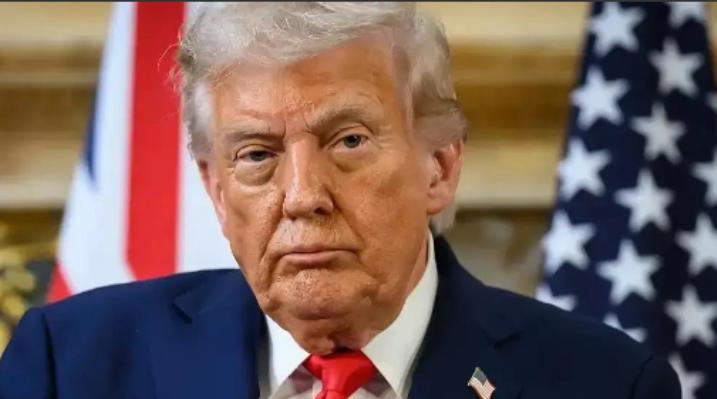 美国有两点是值得支持的！

第一：伊朗绝对不能手握核武器，这件事的风险从来不止局