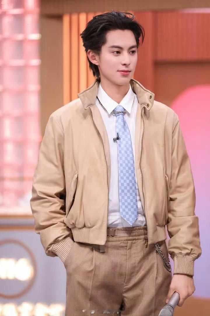 将门独后杀青特辑孟子义沈妙开篇 将门独后杀青特辑质感 啊啊啊啊啊，谁懂这个《将门