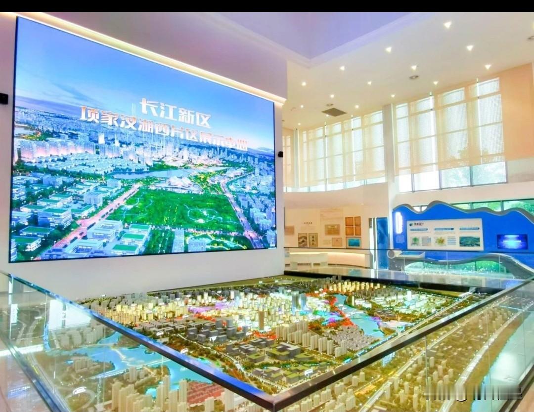 ❓问：长江新区站，建设意义是什么？
✅答：长江新区站属于沪渝蓉沿江高铁合武段，是