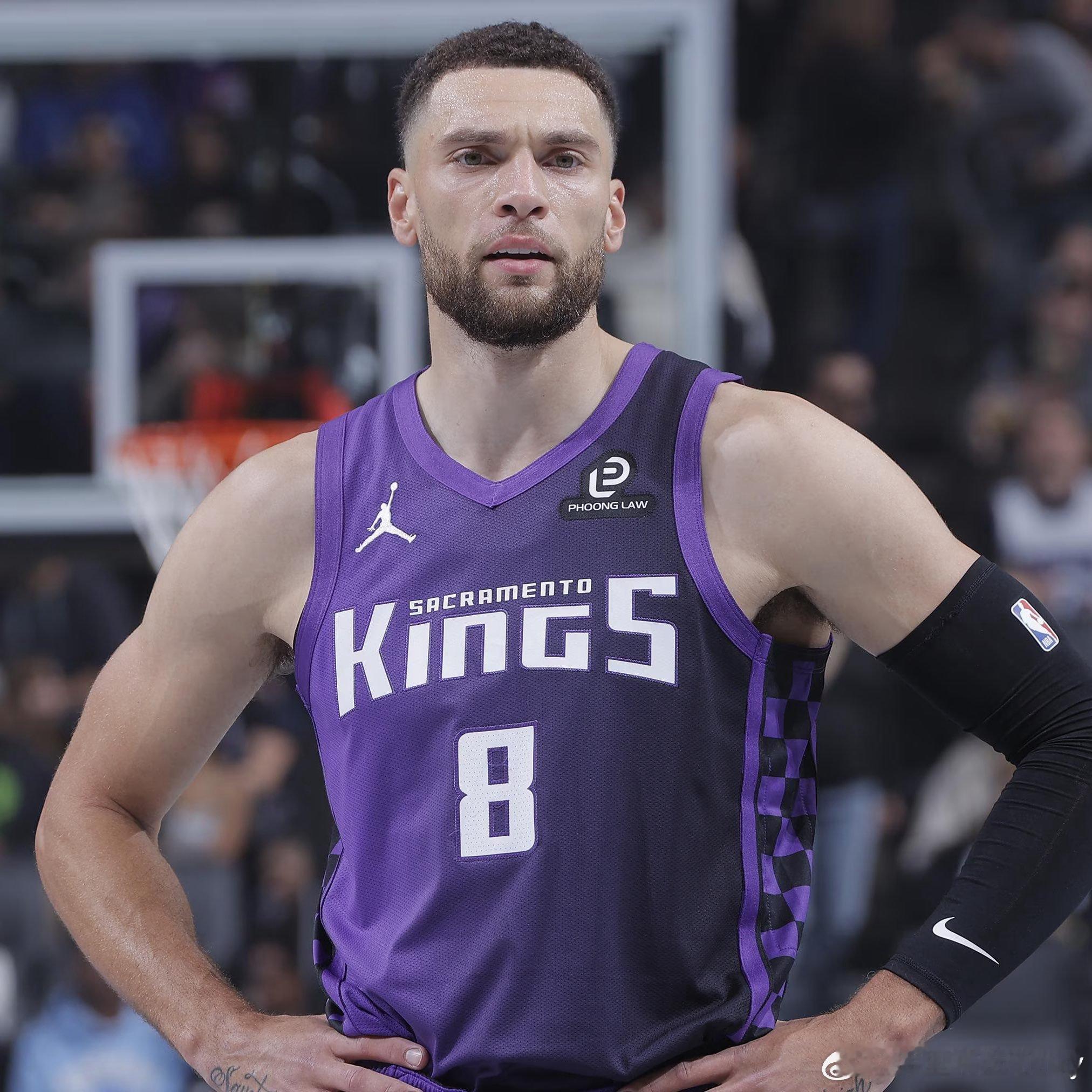 Ashish Mathur：国王总经理“迫切地”想要交易拉文。国王队本赛季仅有5