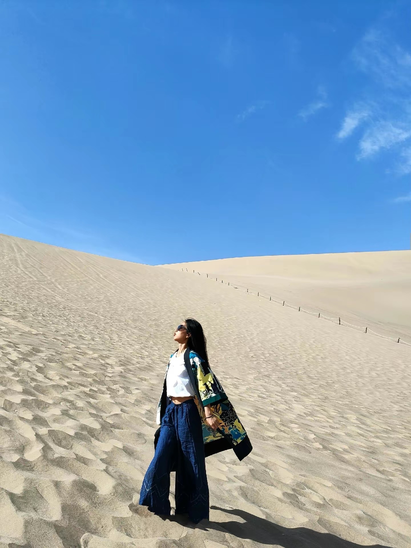 西北是一场五彩斑斓的梦🏜️总要吹吹大西北的风沙漠绿洲 落日余晖🐫风遇沙起 我