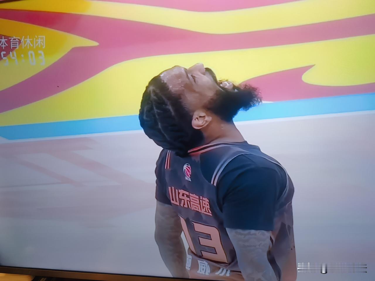 山东高速男篮主场28：9第一节狂胜新疆伊力特19分！第一节山东高速男篮所有的数据