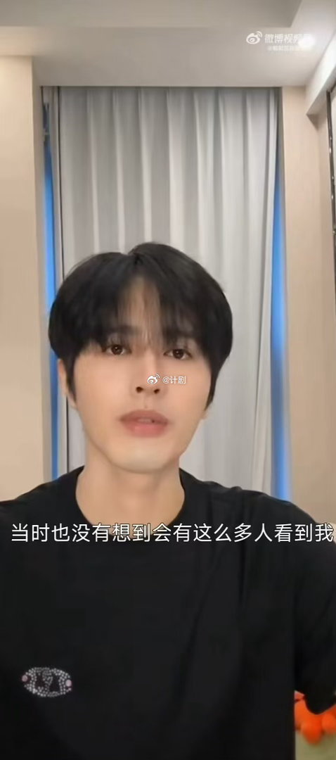 罗正说这些年一直在还经纪人的债 默默扛下压力很少对外诉说，持续偿还垫付的违约金，