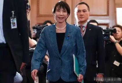 美国还是抛出了绝招:
想让日本成为第二个乌克兰。中日的历史仇怨，很容易被点燃。以