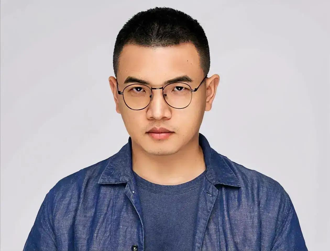 卢克文昨天发了一篇中国网友vs土耳其网友的长文，其中说到，他没明白中国网友发了一