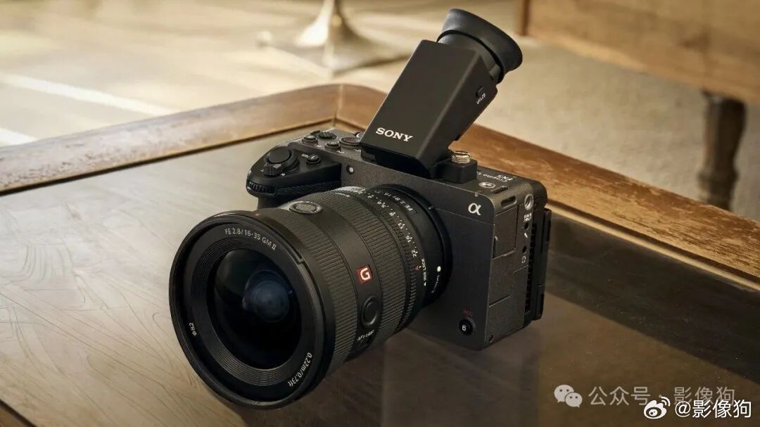 【索尼FX5遭疯抢，9月前恐无现货？】FX5发布一周就被预售一空？看到一则消息，