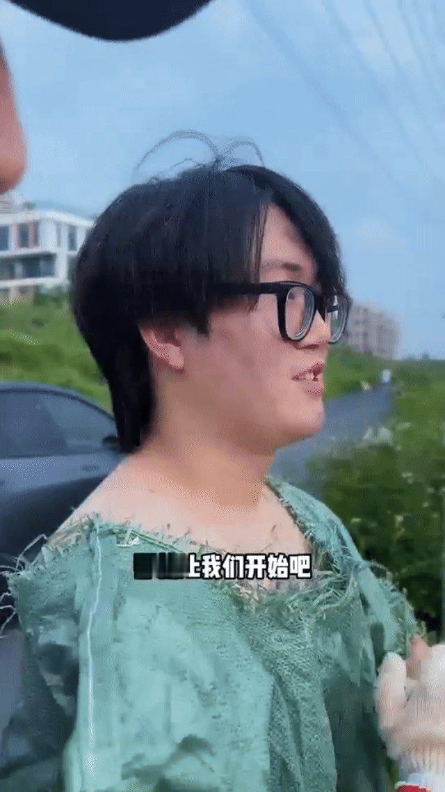 这届瓦手玩家实在太会整活了。从操作到创意，从剪辑到表演，每个人都能把普通对局玩出