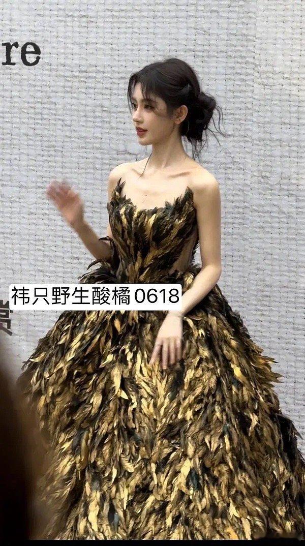 鞠婧祎生图，离开丝芭妆造也变了啊～ ​​​