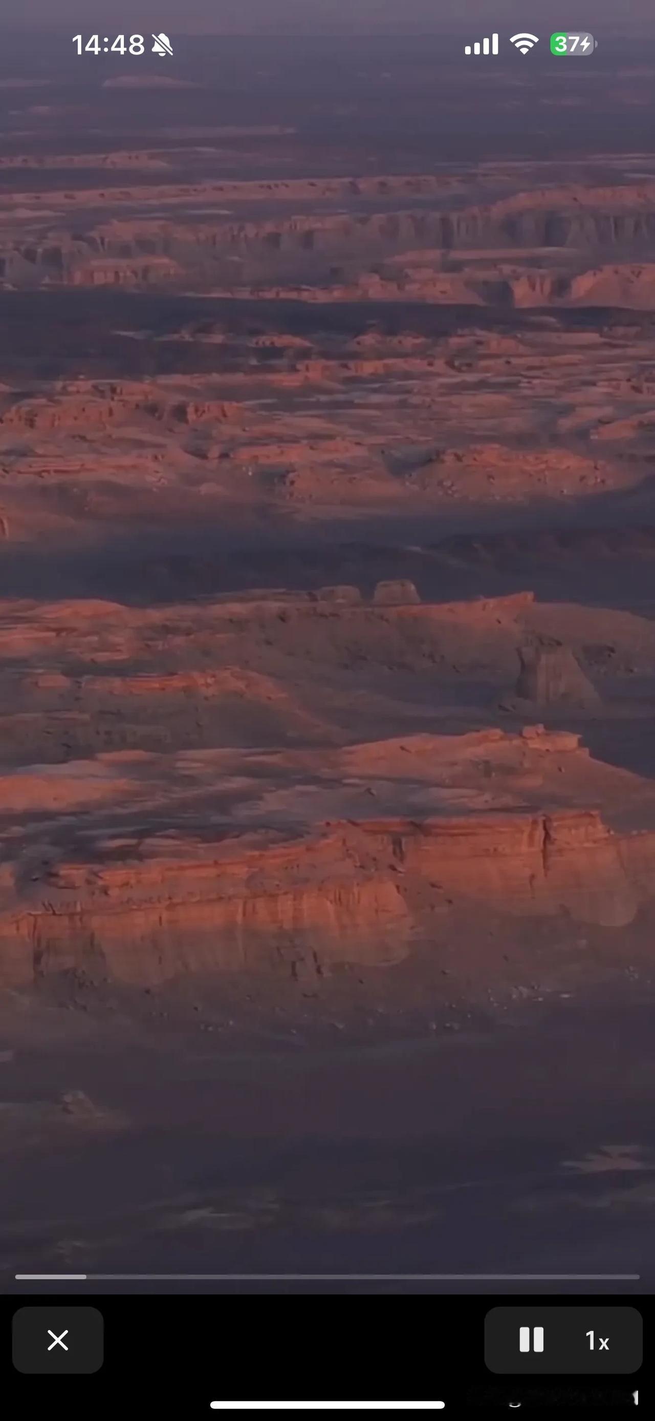 “如果有一片天地让你觉得苍茫无边，可能是新疆；如果有一片天地让你变得渺小谦卑，可