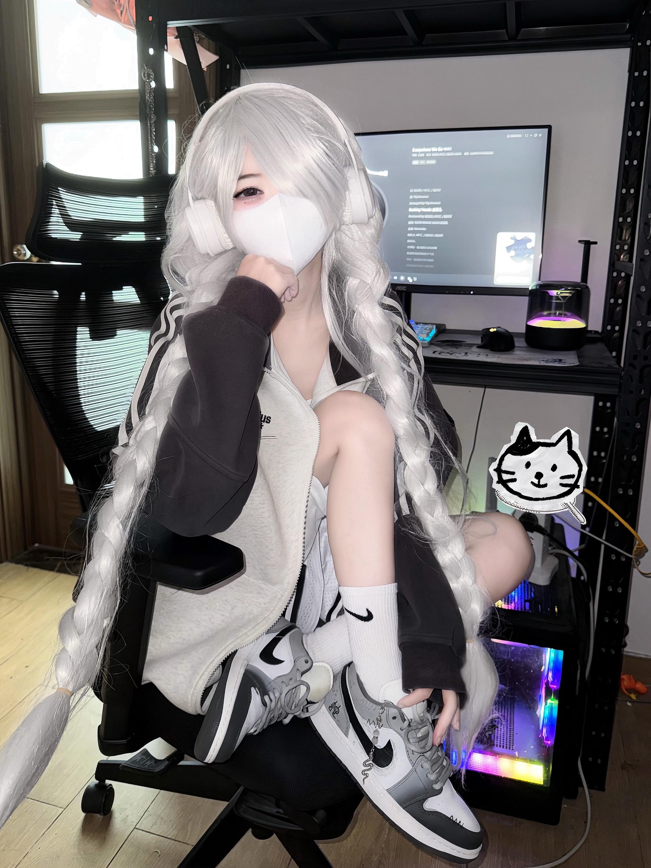 那个经常双排的游戏搭子。