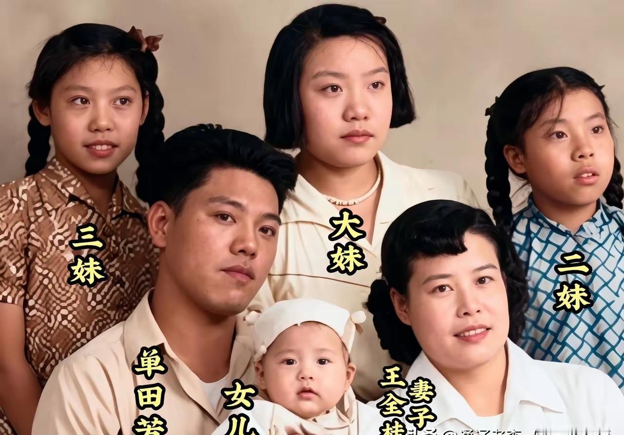 单田芳老师是中国著名评书表演艺术家。他以沙哑独特的声音，和100多部评书作品影响