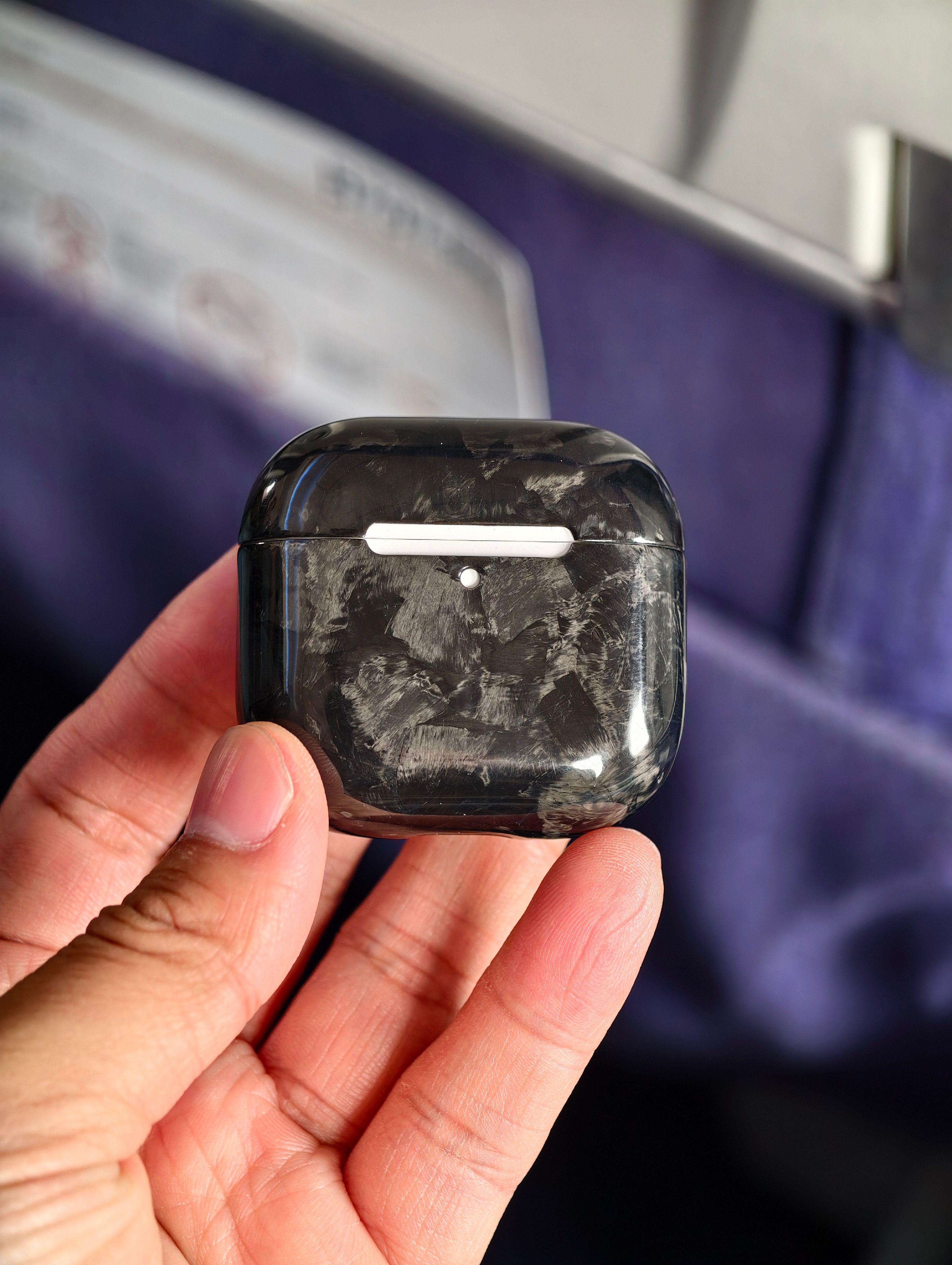 飞机上降噪耳机是必备的存在，自从买了AirPods 4 降噪版，AirPods 