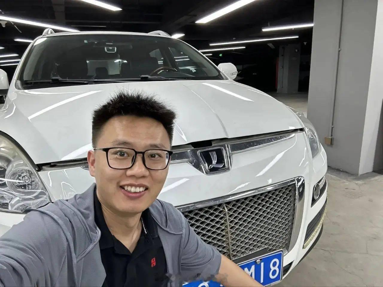 纳智捷大7节目也拍了，没一个人感兴趣的！也不能一直干耗着，必须想个出路。虽然油耗