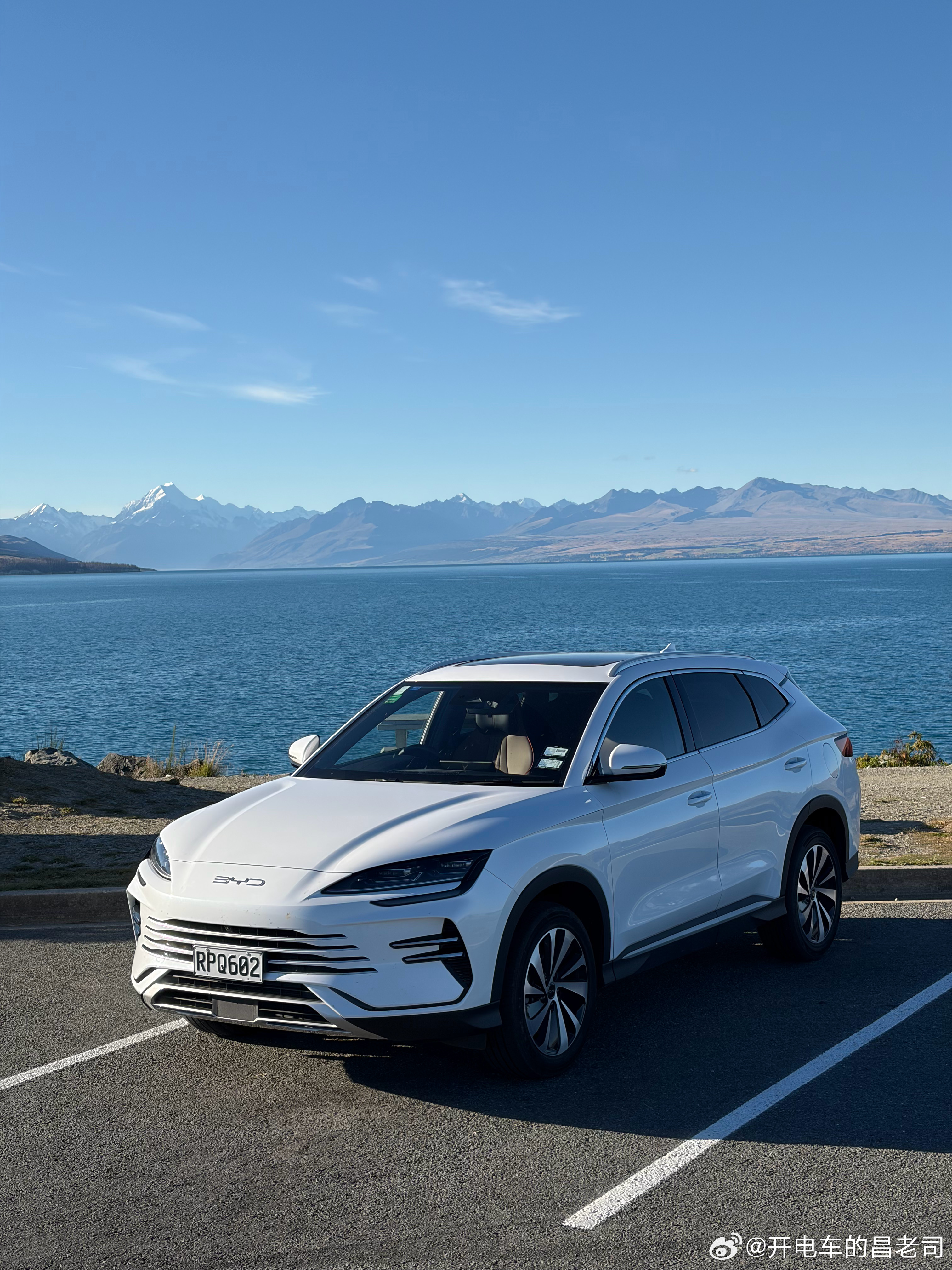 新西兰南岛特种兵之行开始，开这台比亚迪海狮6打卡赛里木湖南半球分湖，在国外能开上