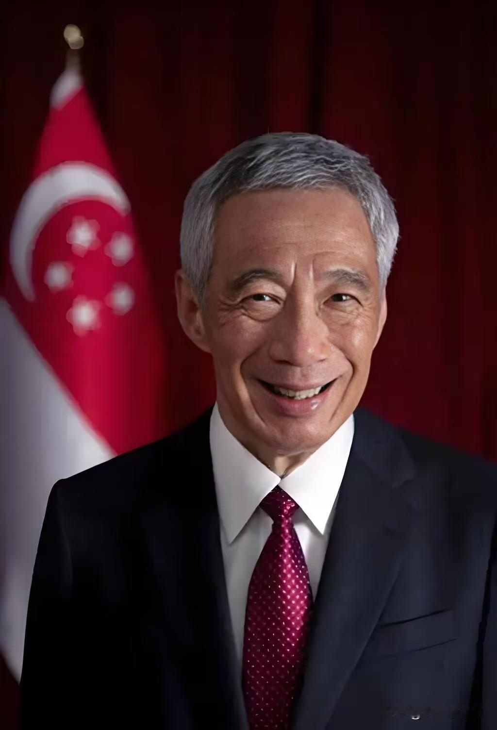 新加坡估计怎么也想不通。
舒舒服服躺在马六甲海峡上收了几十年“过路费”，以为自己