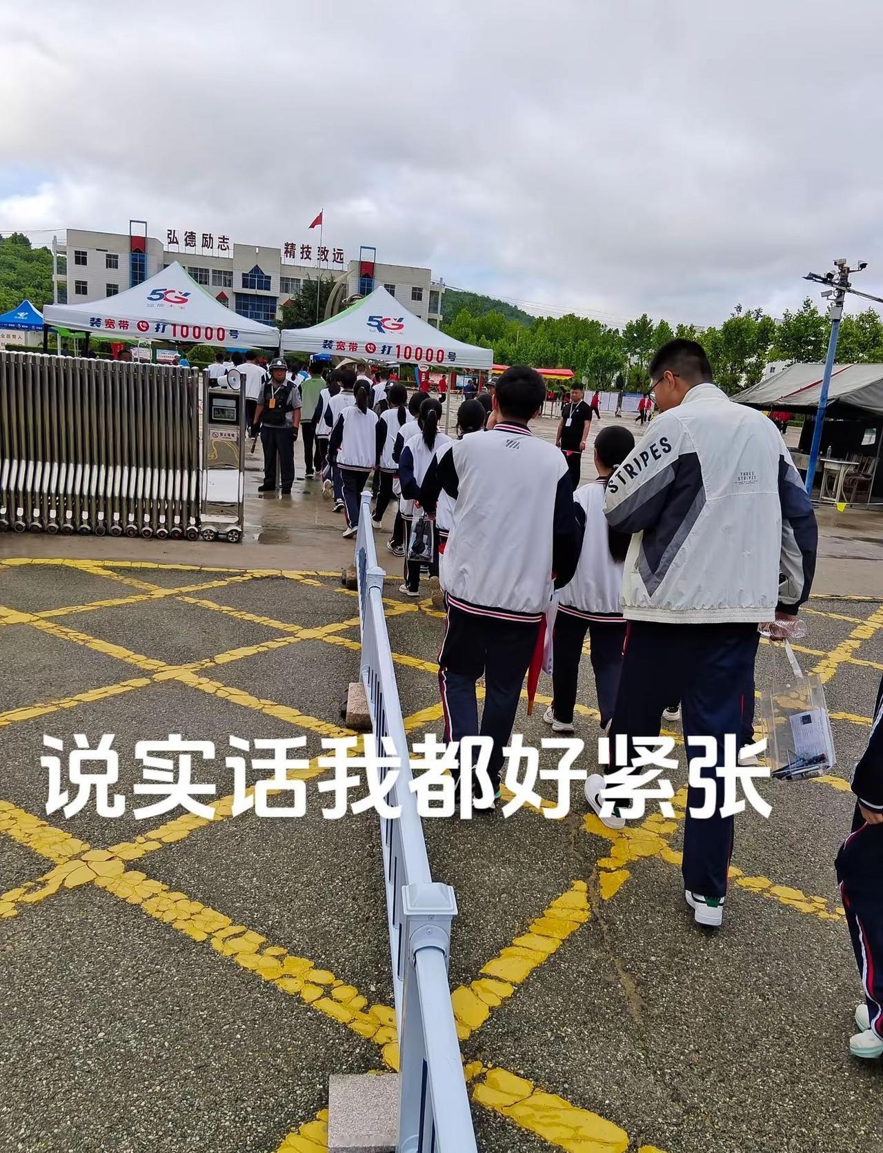 2025完美收官！在这一年里，我最大的心愿是孩子考上重点高中，实现了！请不要放弃