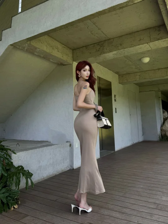 这么穿也太显腰臀比了吧😍