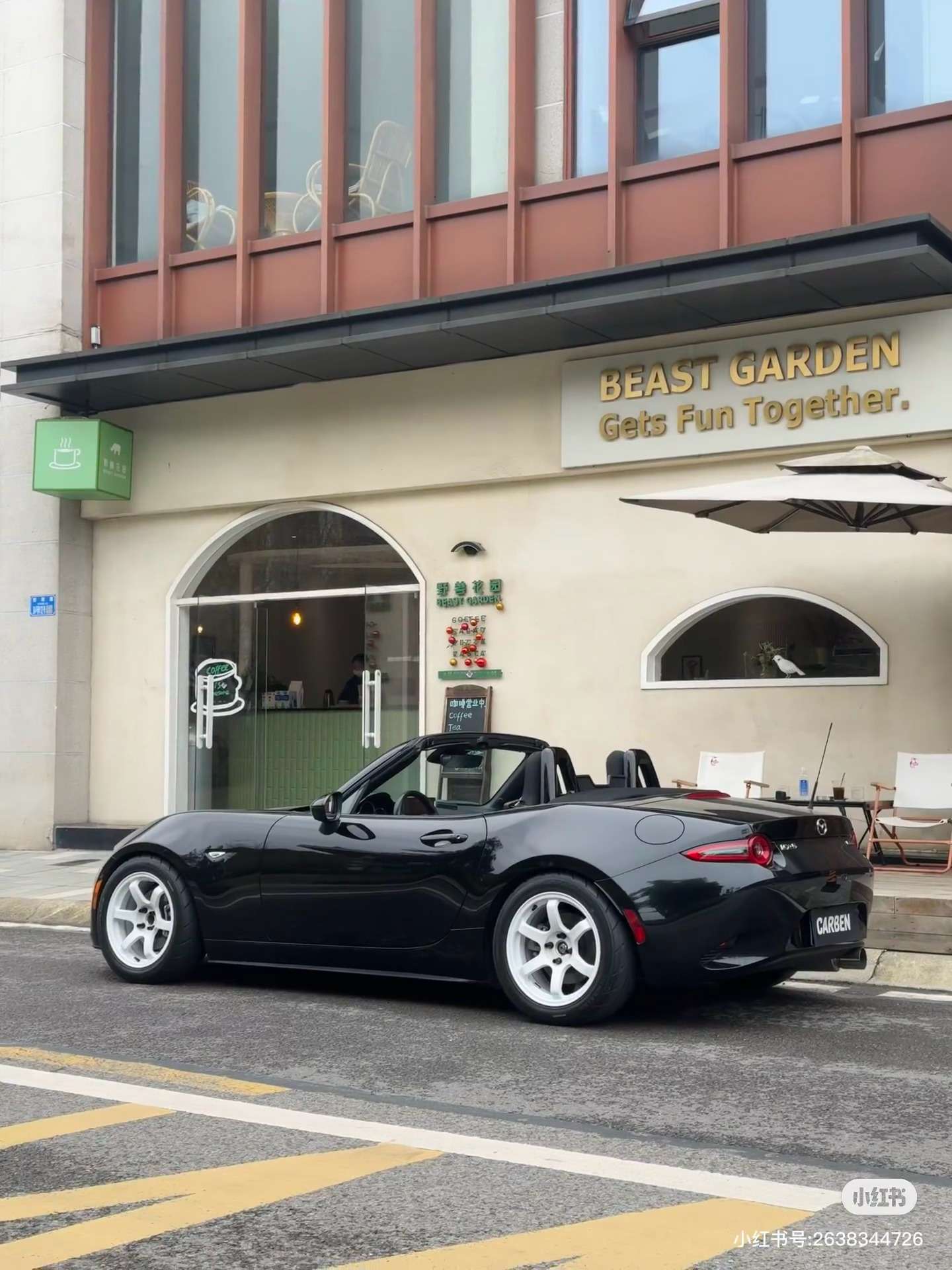 mx5 真的太帅了！有生之年一定要买一辆。看了下股票账户的盈利，两个月前距离目标