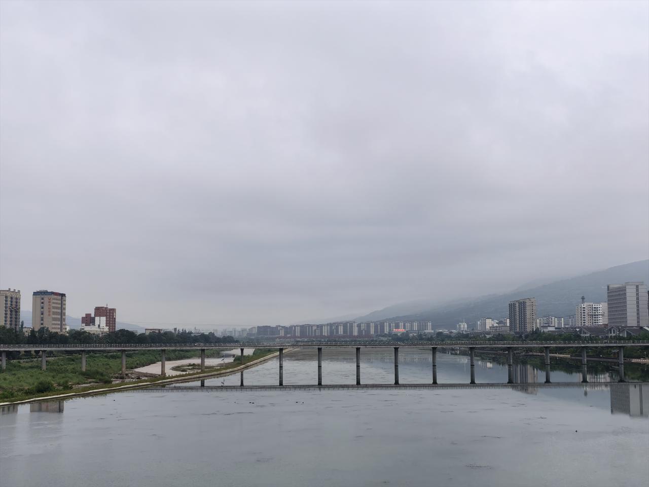 早上出操，五公里！