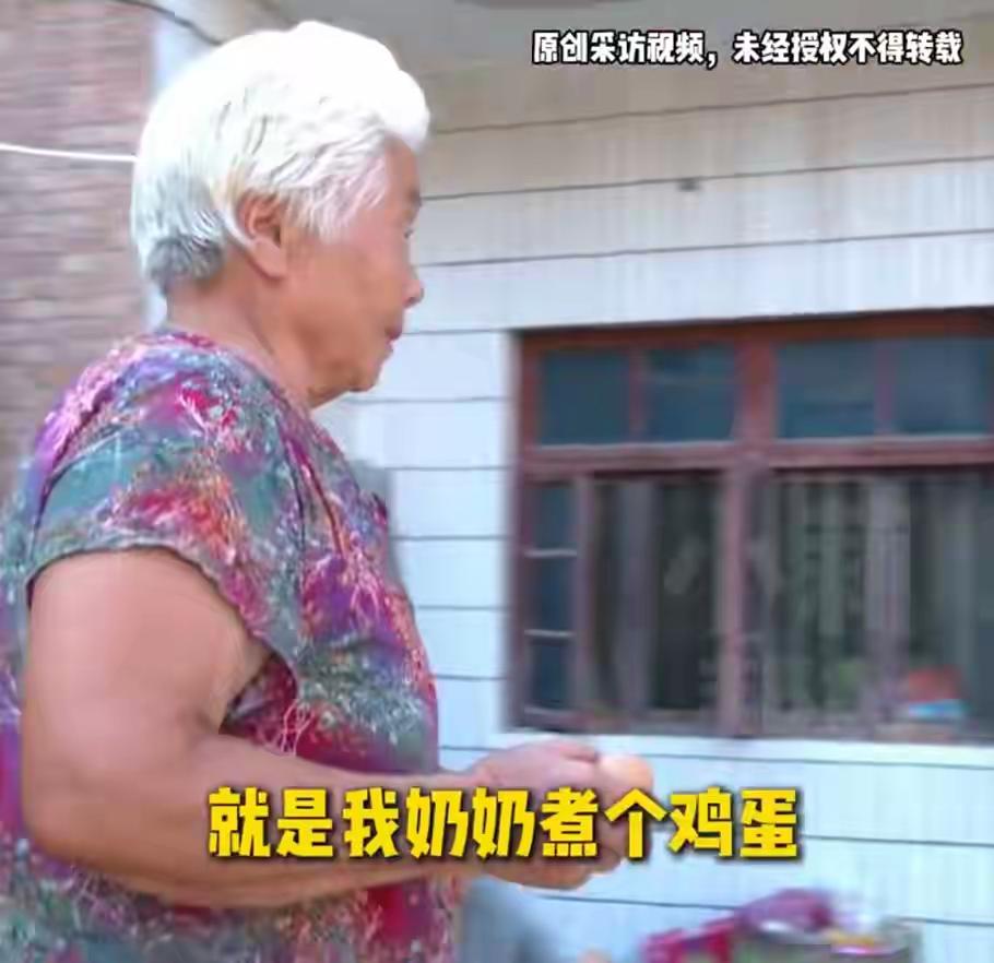 泪目又励志的故事！他没有爸爸妈妈，17年来过，生日没有吃过一次蛋糕，爷爷奶奶养大