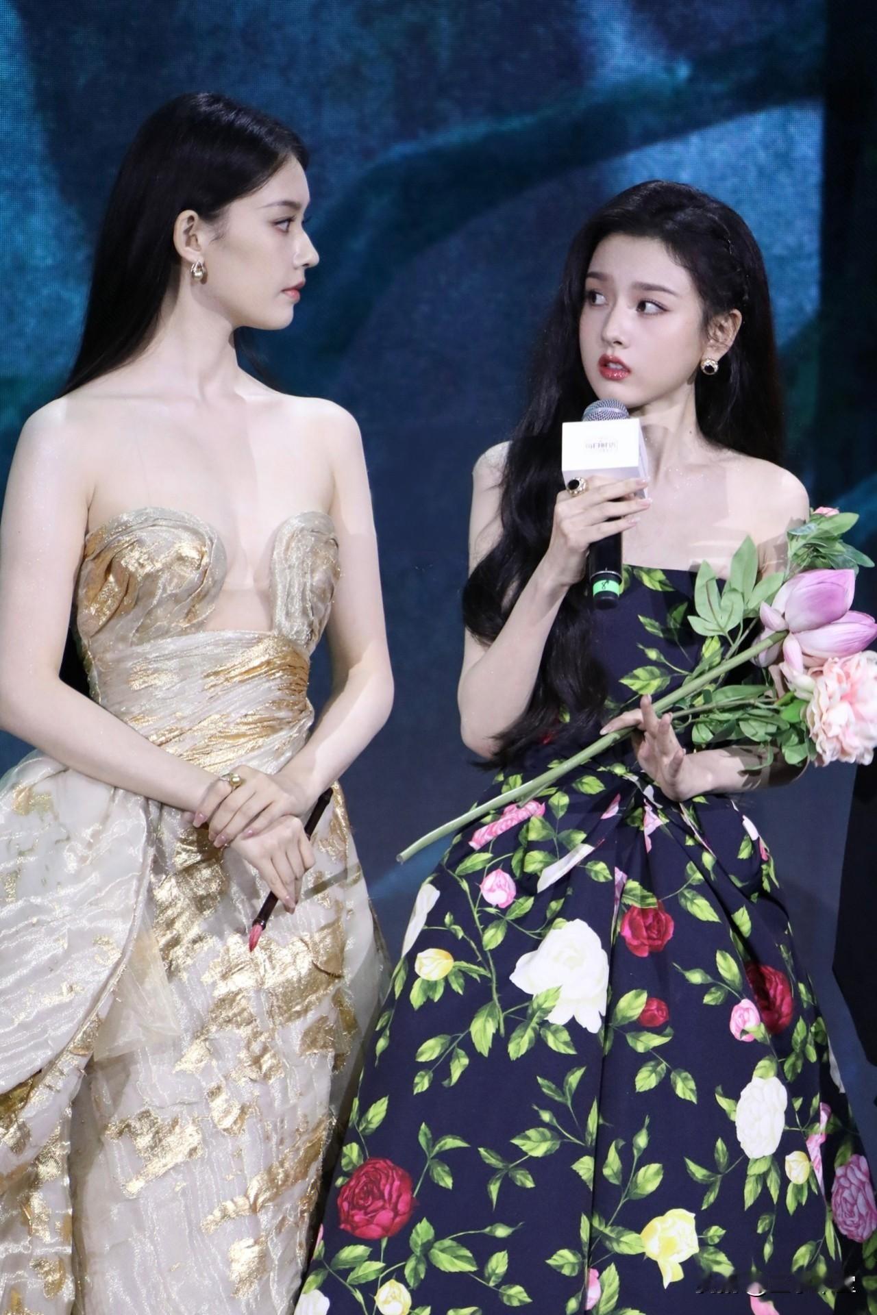 宋祖儿林允鹅剧派对红毯生图，将狠狠期待这个美女如云的《聊斋》这个真的是很美很美啦