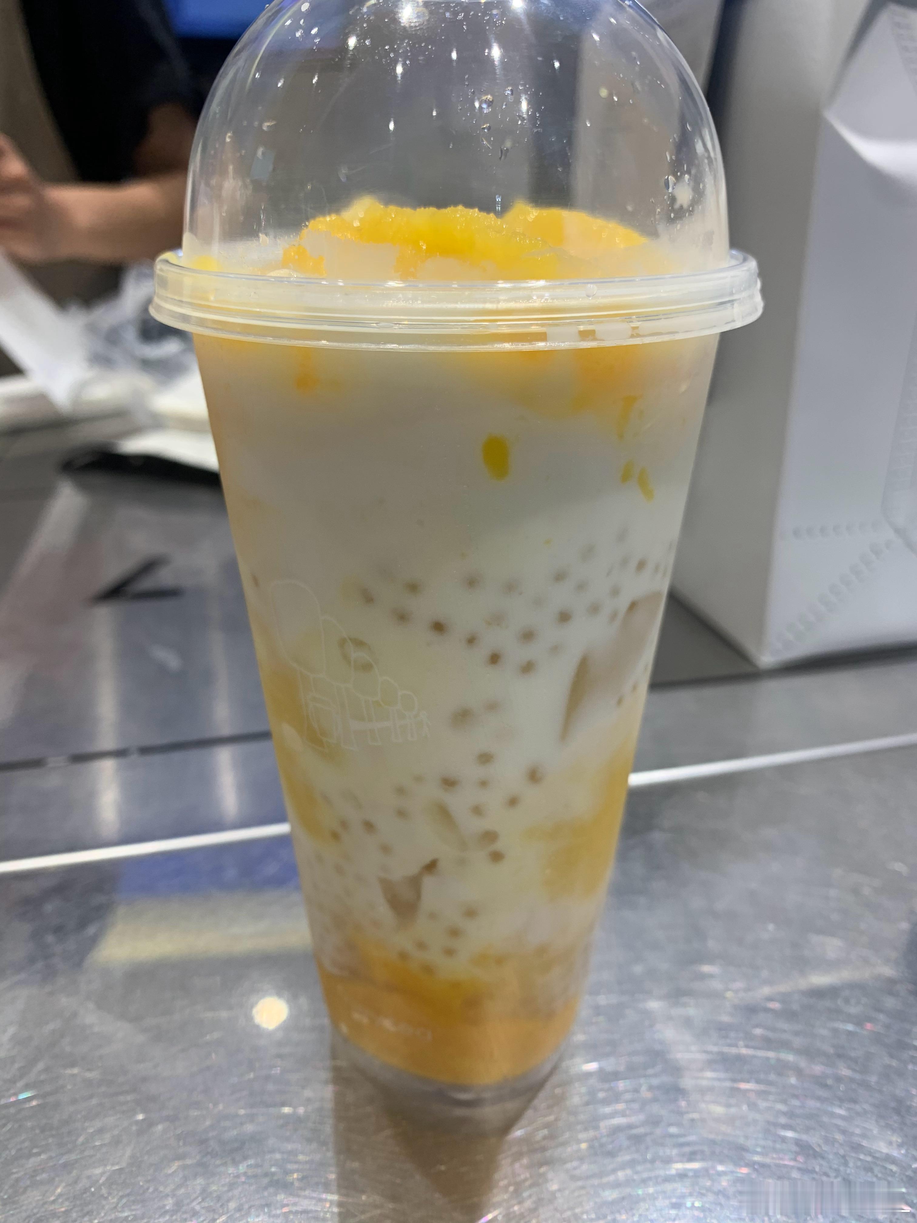 下班来一杯奖励一下自己，吃货的世界就说开心了要奖励，不开心了更要奖励，热了要消暑