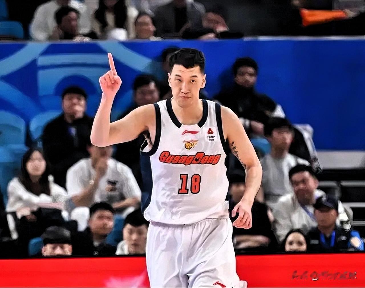 南京男篮真是财大气粗啊！以D类顶薪从广东队挖走神射手杜润旺！

7月19日，据相